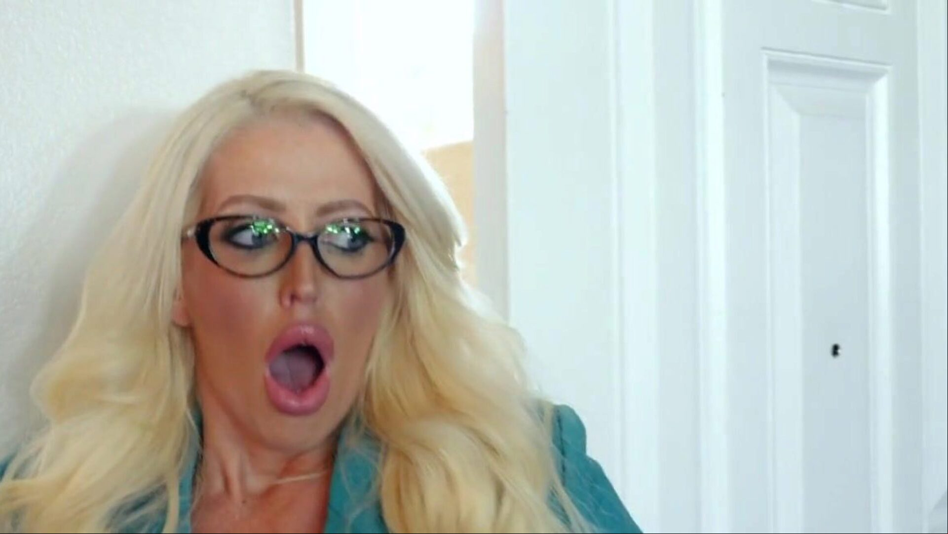 Sneaky  Blair Williams Caught Fucking By Stepmom